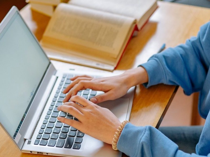 How an APA In Text Citation Generator Can Save You Time and Improve Accuracy